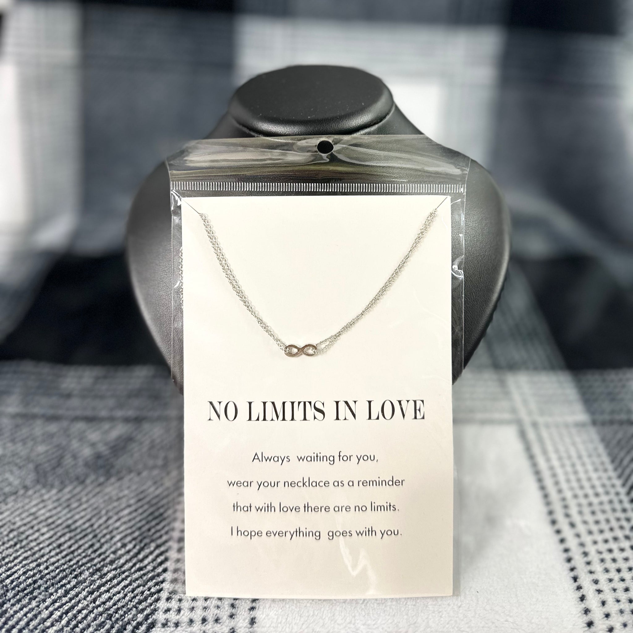 No Limits in Love Necklace - Gold